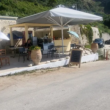 Malki's House In Livadi