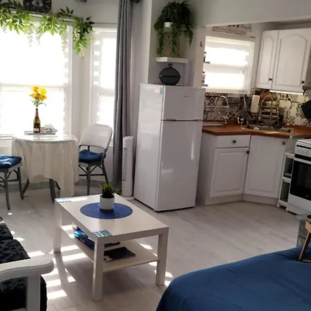 Malki's House In Livadi Appartement Kondoyenádha